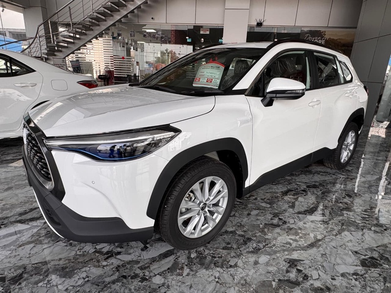 Toyota Corolla Cross  Hev X
